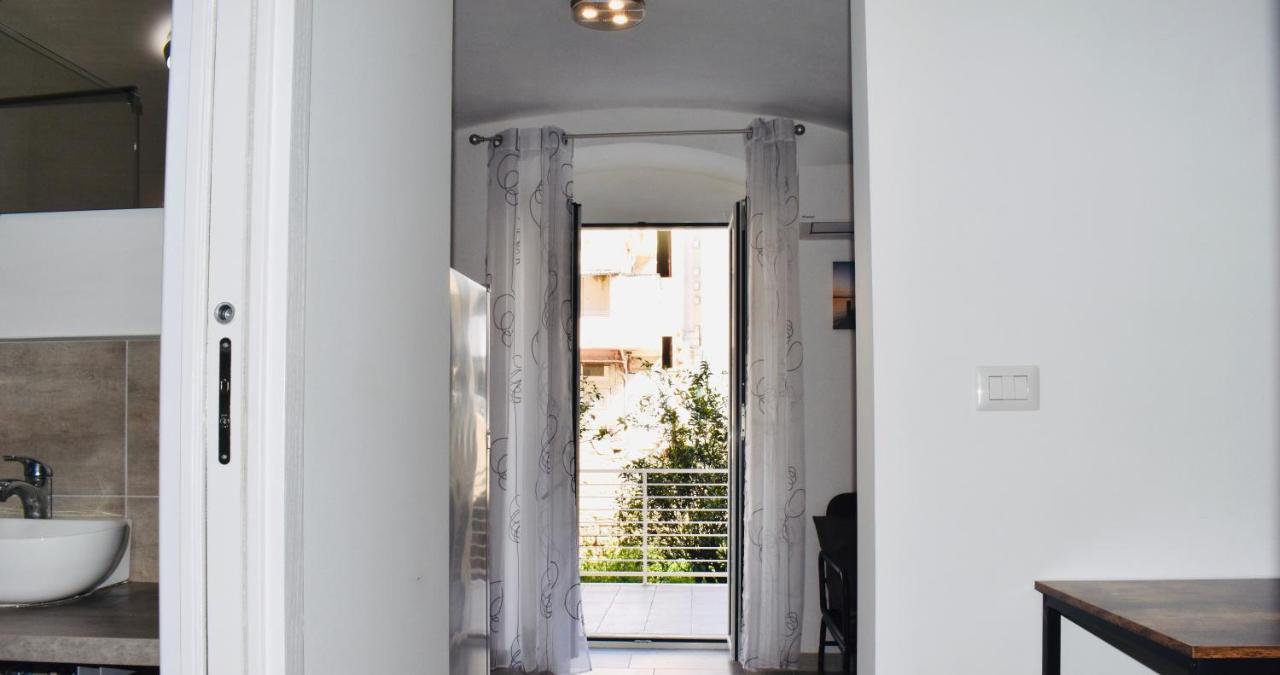 Miral One Apartment Bari Ngoại thất bức ảnh