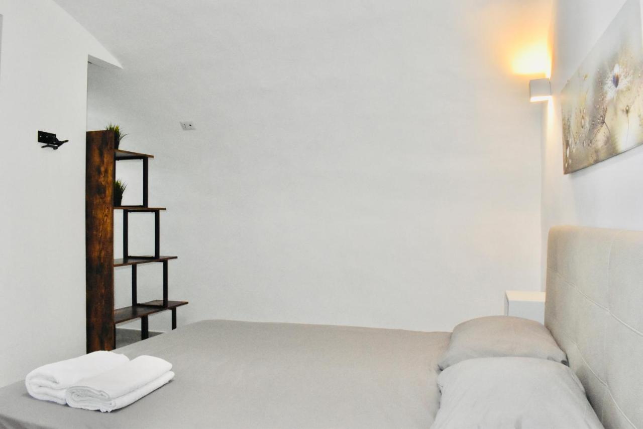 Miral One Apartment Bari Ngoại thất bức ảnh